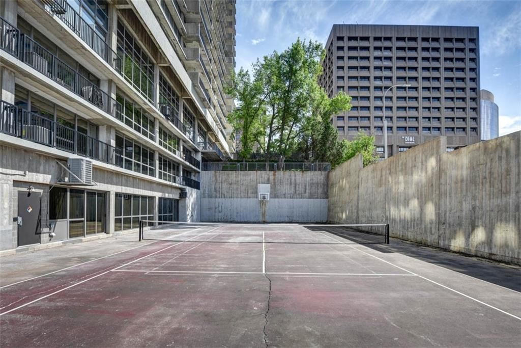 600 E Admiral Boulevard — photo 28