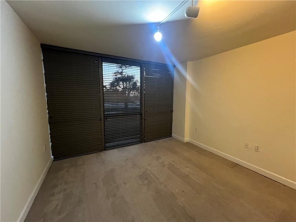 600 E Admiral Boulevard — photo 40