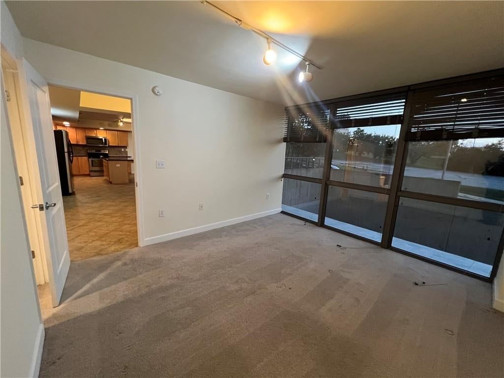 600 E Admiral Boulevard — photo 68