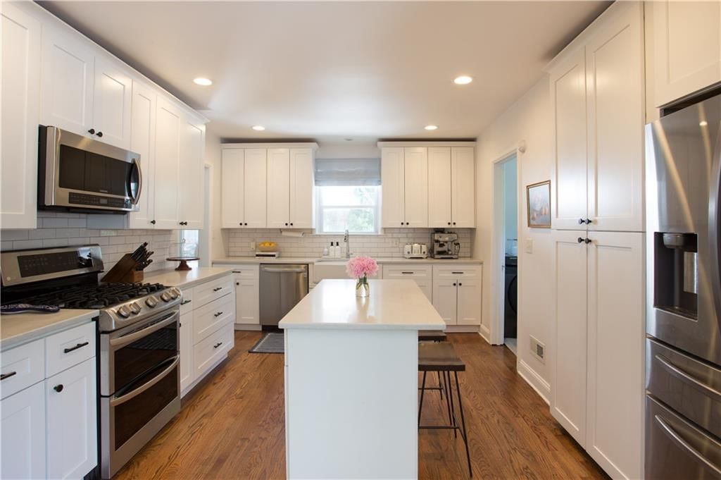 3 E 68th Terrace — photo 14