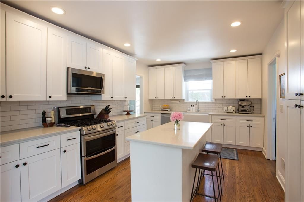 3 E 68th Terrace — photo 15