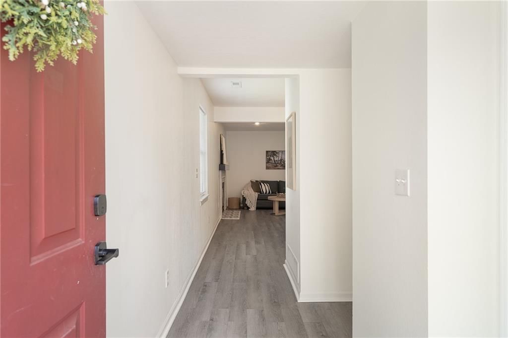 4612 NE Whispering Winds Drive — photo 3