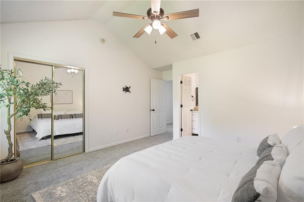 4612 NE Whispering Winds Drive — photo 24