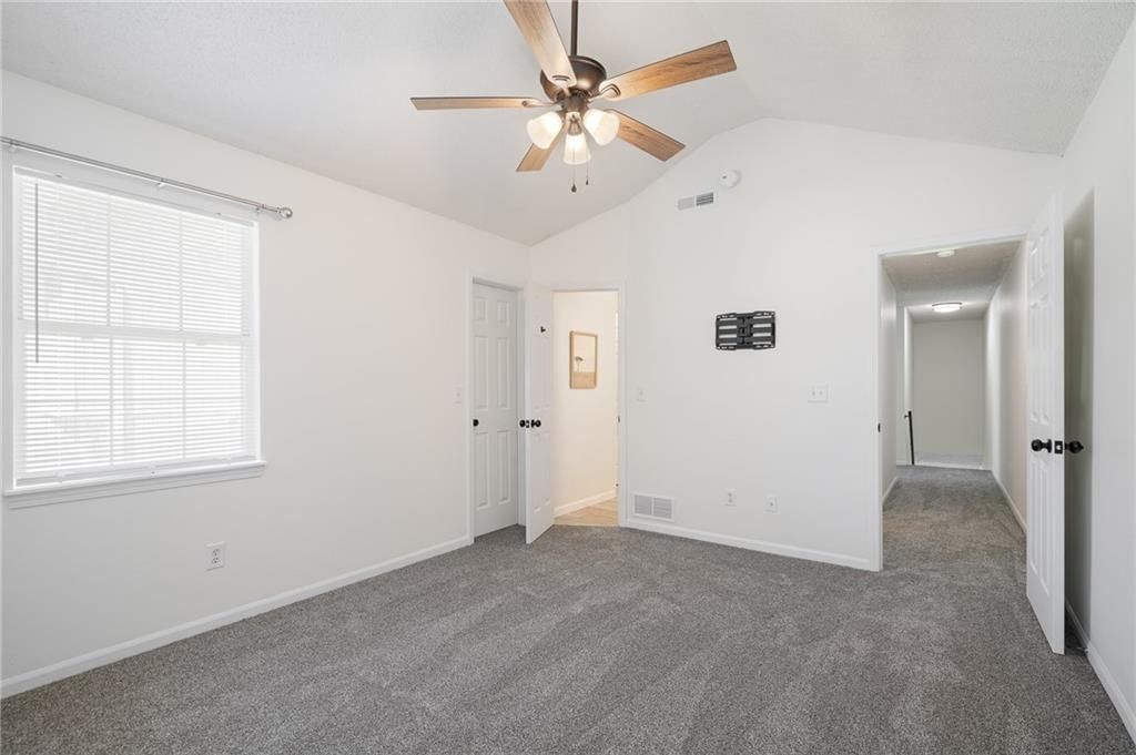 4612 NE Whispering Winds Drive — photo 28