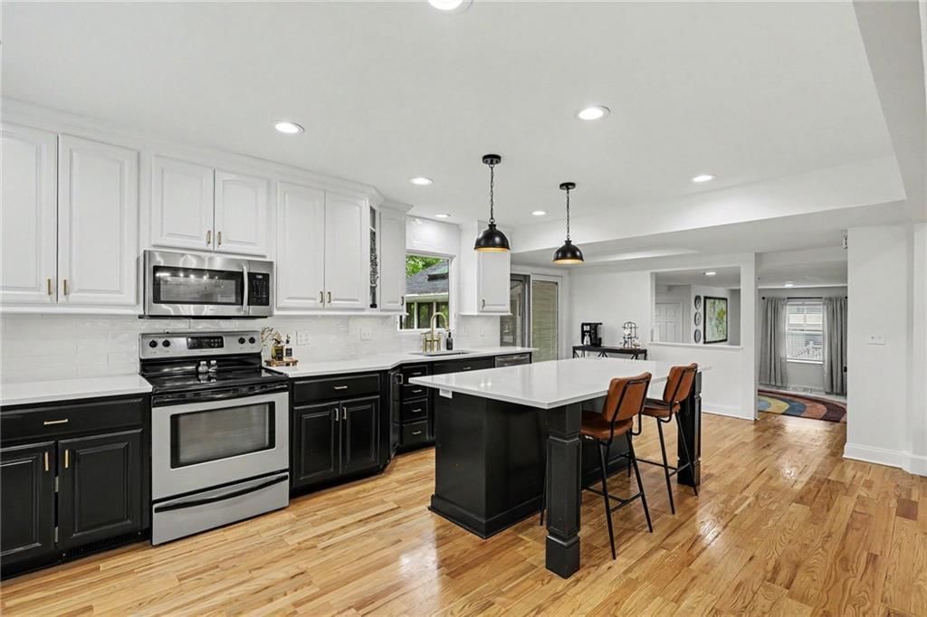 8004 WESTGATE Drive — photo 10