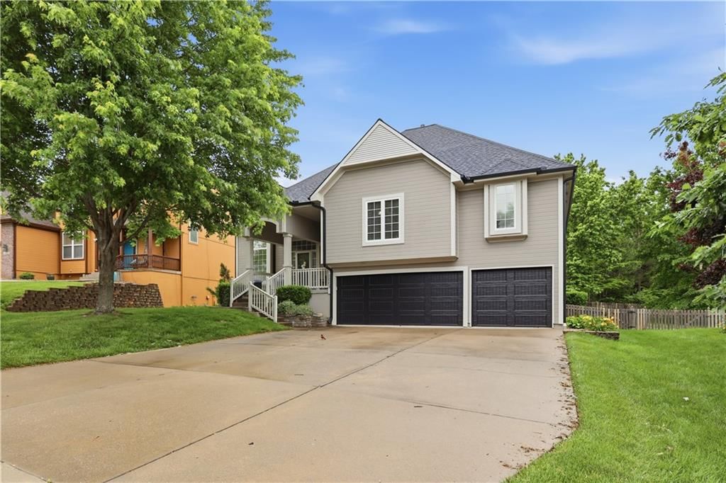 3008 Saddlewood Drive — photo 1