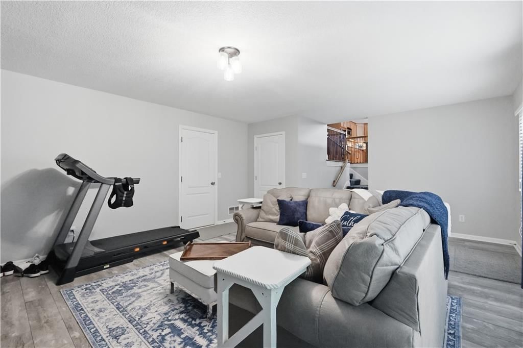 3008 Saddlewood Drive — photo 27
