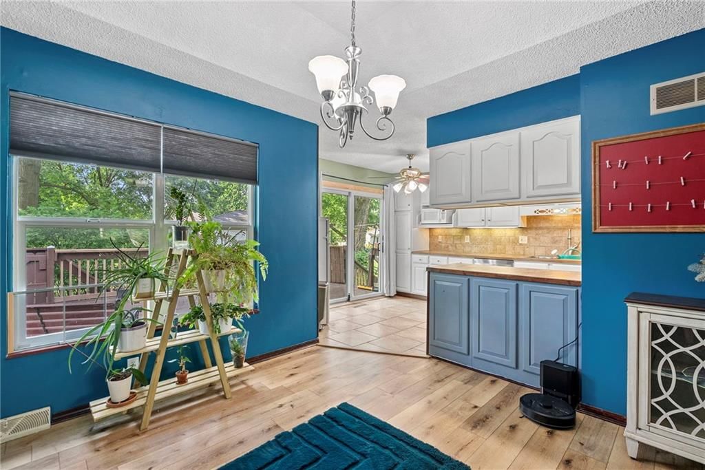 12311 W 54th Street — photo 4