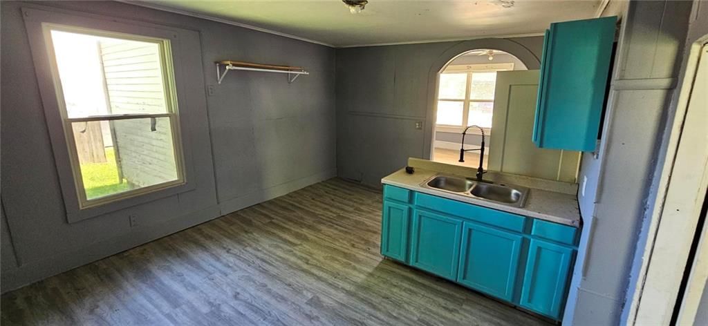 506 S Olive Street — photo 9