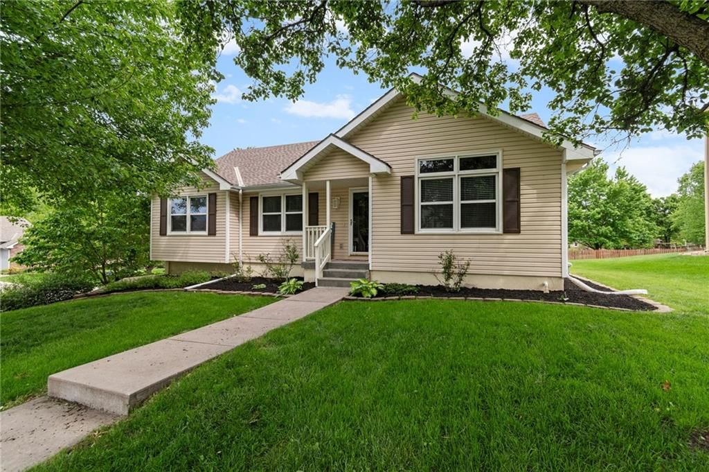 8903 NE 109TH Street — photo 2