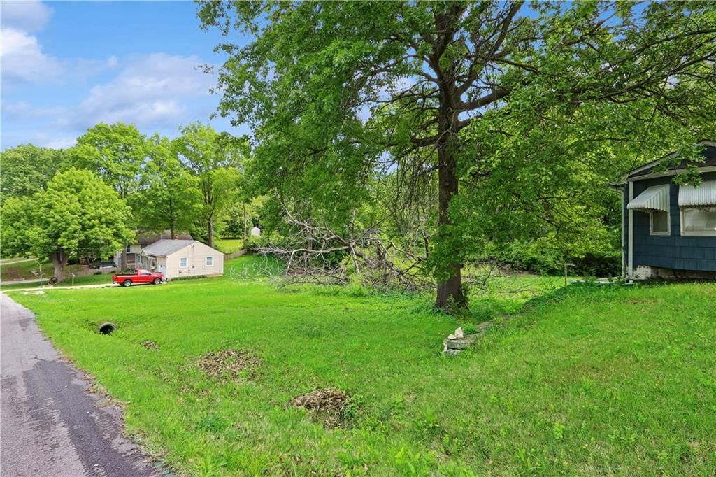 3605 S Norwood Avenue — photo 20
