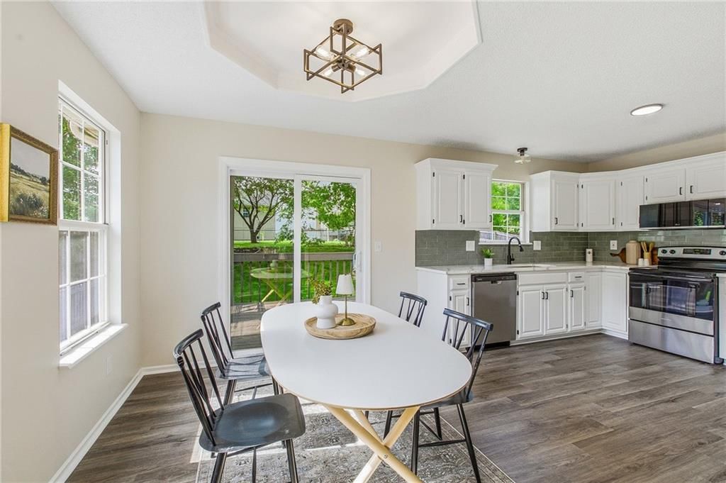612 SE Bugle Court — photo 7