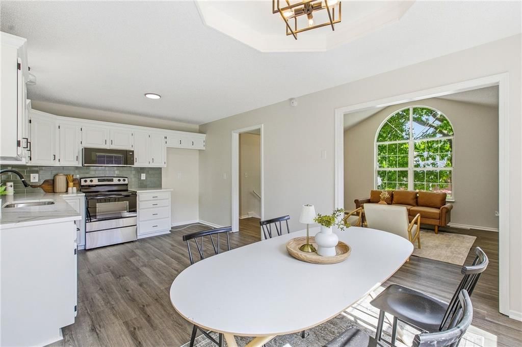 612 SE Bugle Court — photo 9