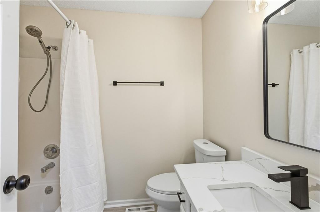 612 SE Bugle Court — photo 12