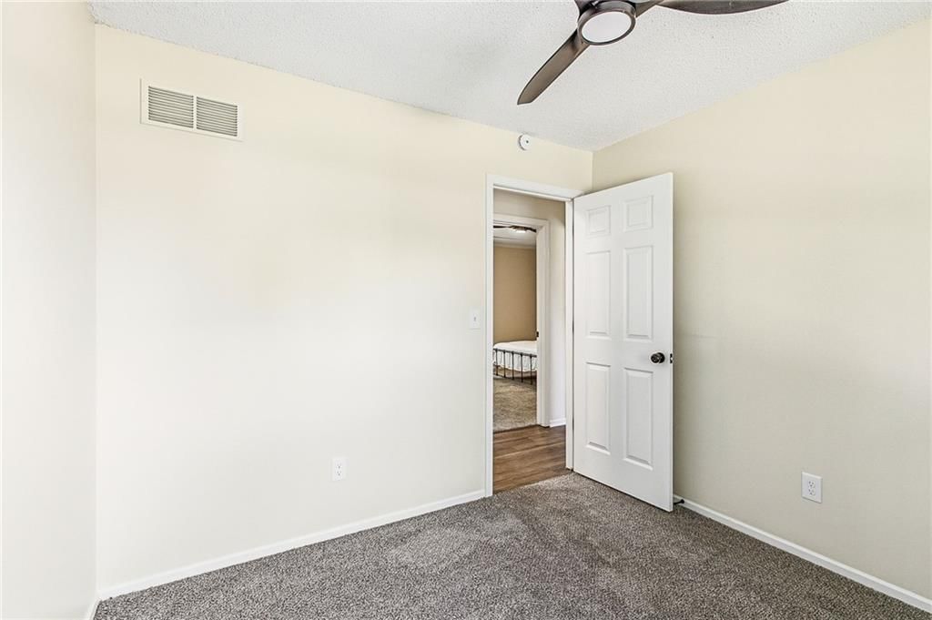 612 SE Bugle Court — photo 14