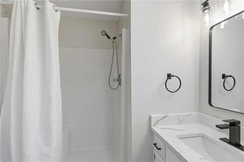 612 SE Bugle Court — photo 26