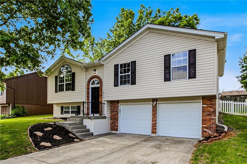 612 SE Bugle Court — photo 27