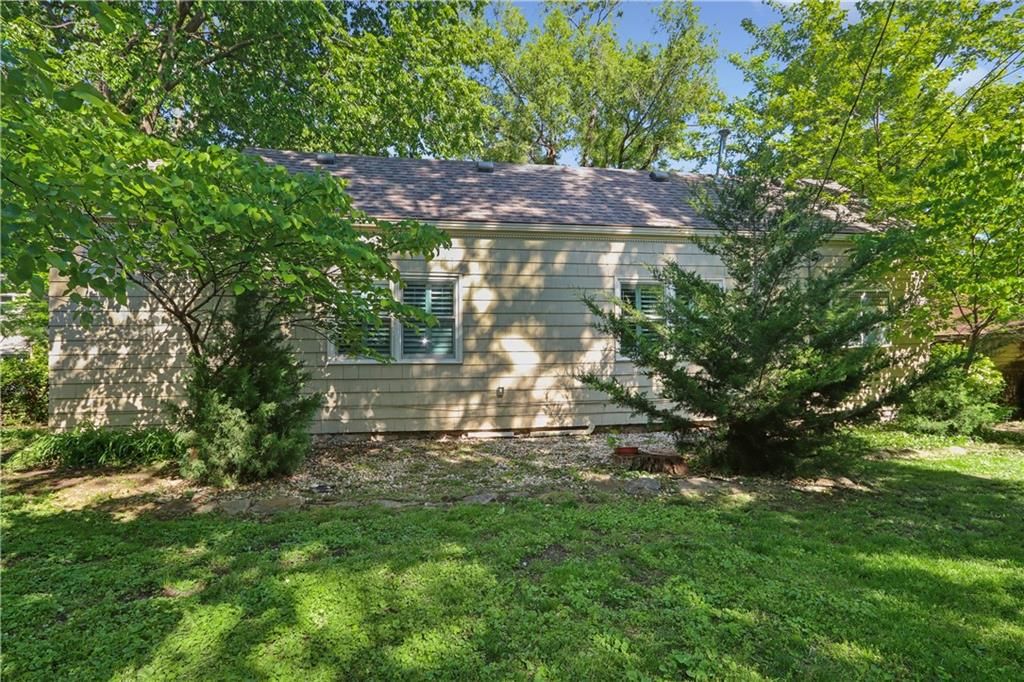 7116 Walnut Street — photo 25