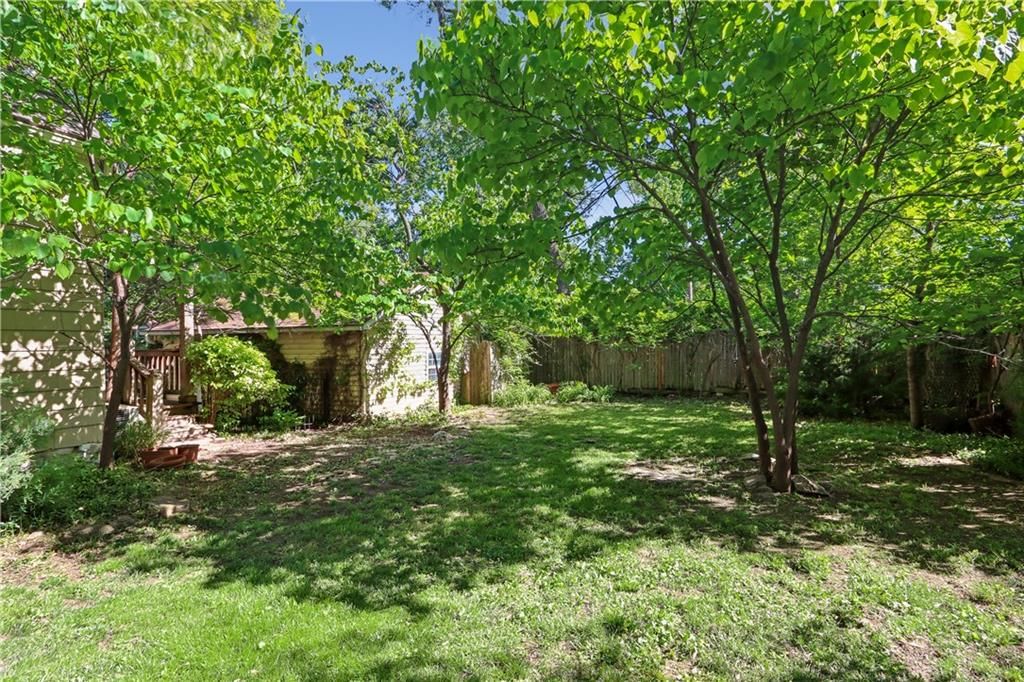 7116 Walnut Street — photo 27
