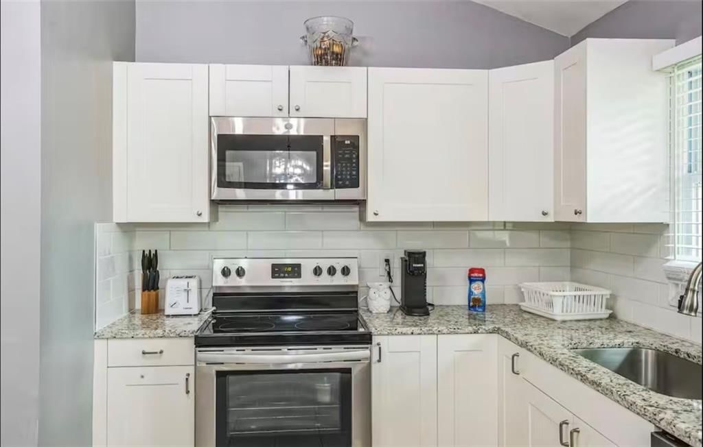 9010 Eby Drive — photo 15