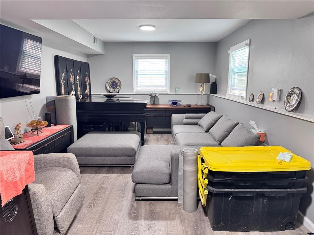 9010 Eby Drive — photo 34