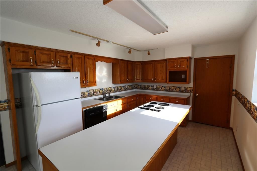 2908 S Day Road — photo 3