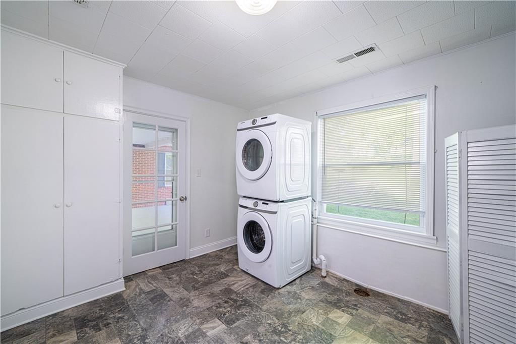 1703 S 40th Street — photo 10
