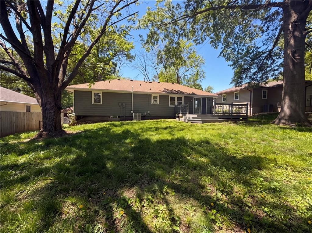 3809 S Drumm Avenue — photo 5