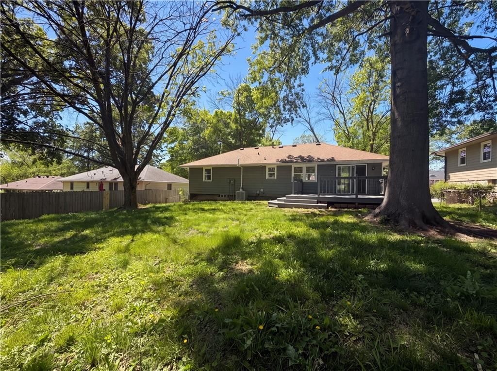 3809 S Drumm Avenue — photo 19