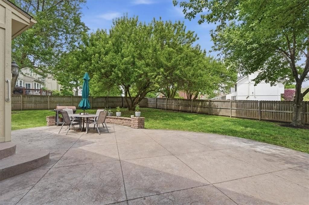 14904 W 145 Street — photo 2