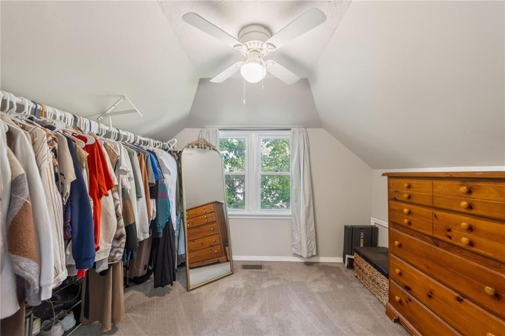 656 Thornton Street — photo 21