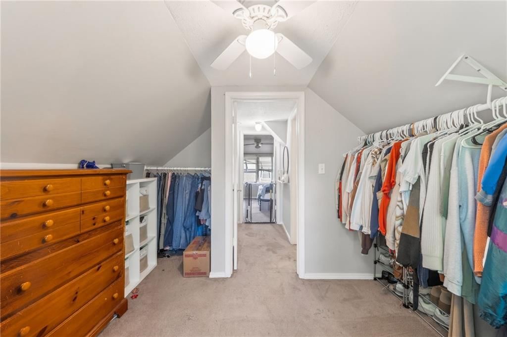 656 Thornton Street — photo 22