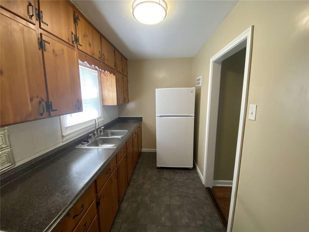1401 E 21st Avenue — photo 18