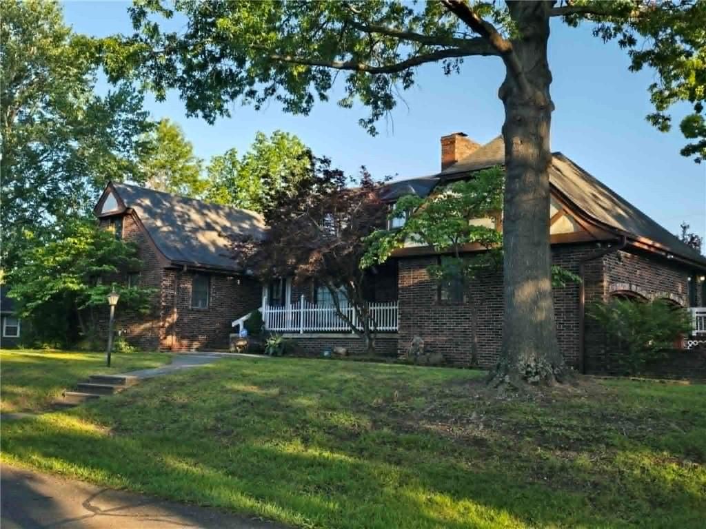 145 Lynn Lea Lane — photo 4