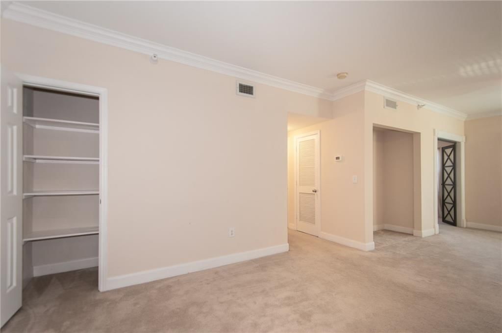 11604 Tomahawk Creek Parkway — photo 12