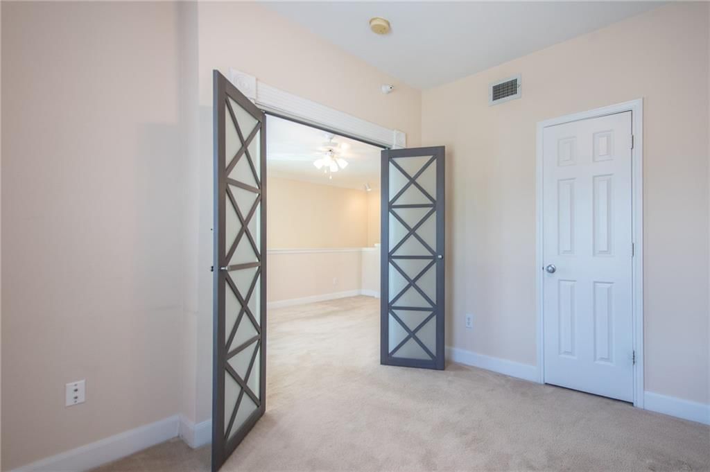 11604 Tomahawk Creek Parkway — photo 24