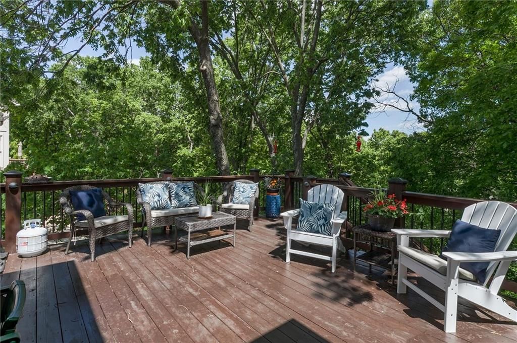 7611 Eicher Drive — photo 35