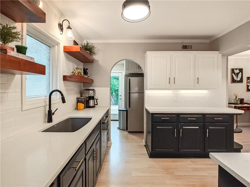 1292 W 72 Terrace — photo 15
