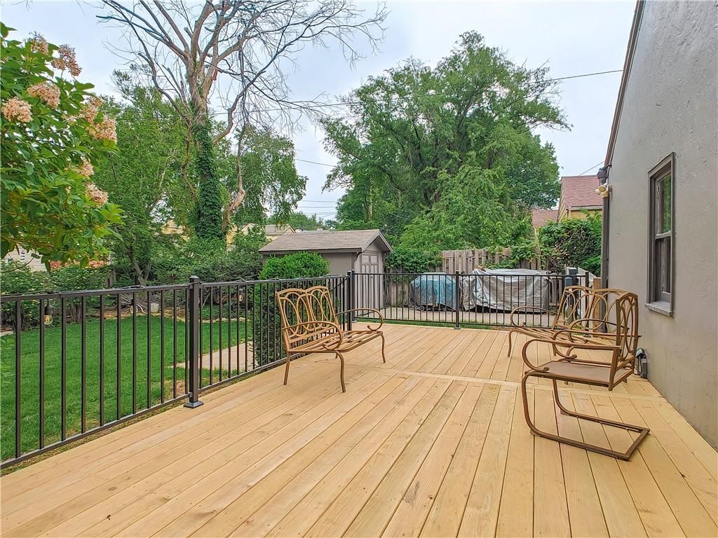 1292 W 72 Terrace — photo 41