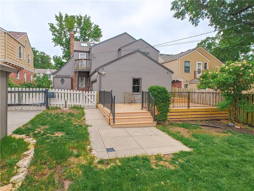 1292 W 72 Terrace — photo 45