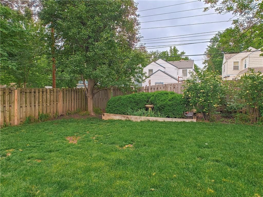 1292 W 72 Terrace — photo 46