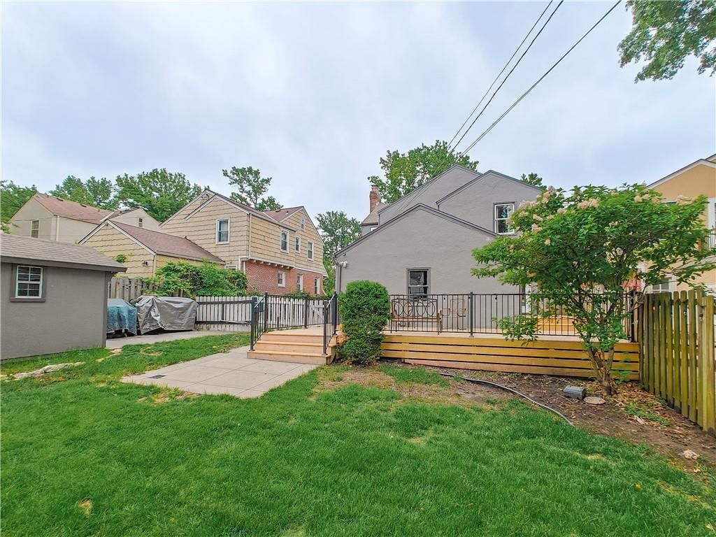 1292 W 72 Terrace — photo 48