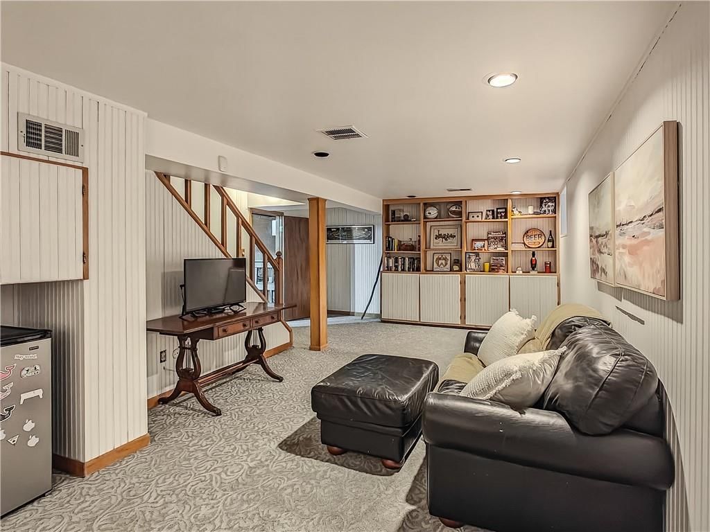1292 W 72 Terrace — photo 54