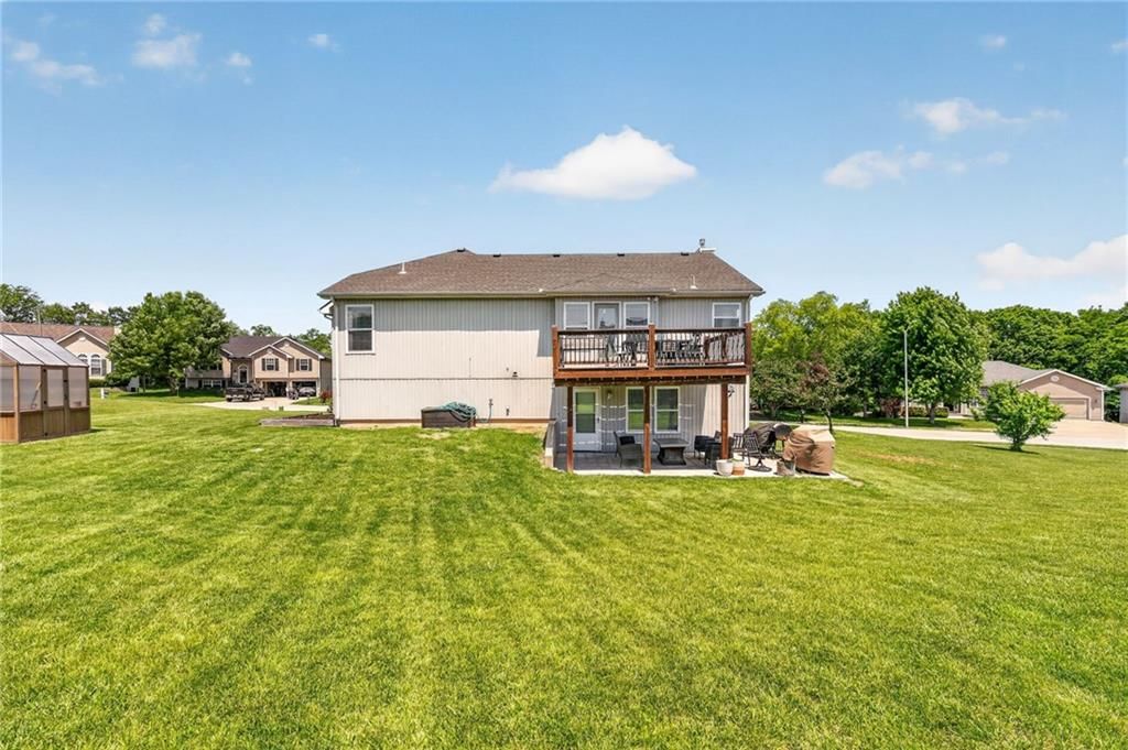8712 N ROBINHOOD Avenue — photo 30