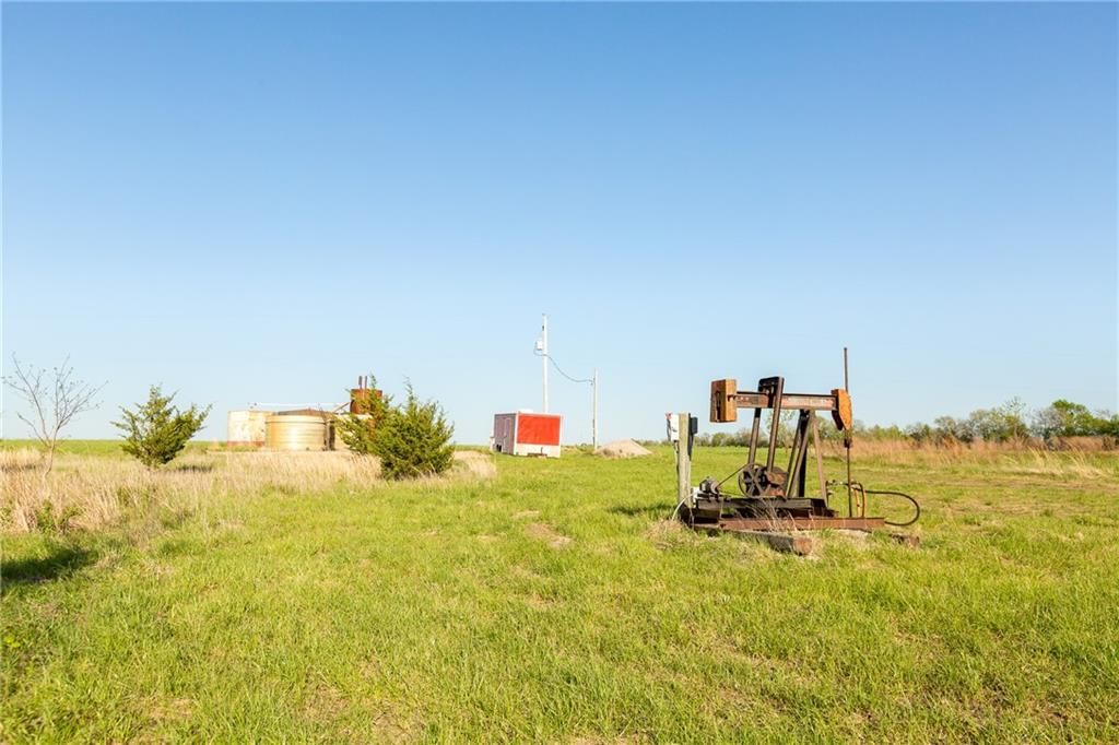 001 Stanton Road — photo 40