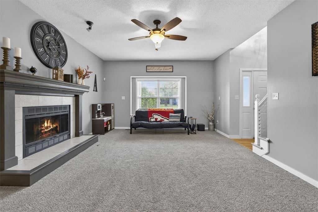 908 NE Michael Drive — photo 8