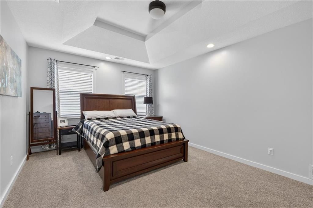 908 NE Michael Drive — photo 26