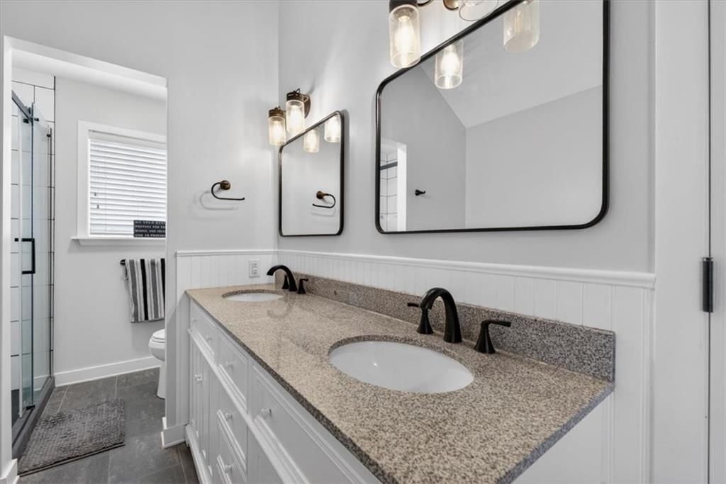 908 NE Michael Drive — photo 28