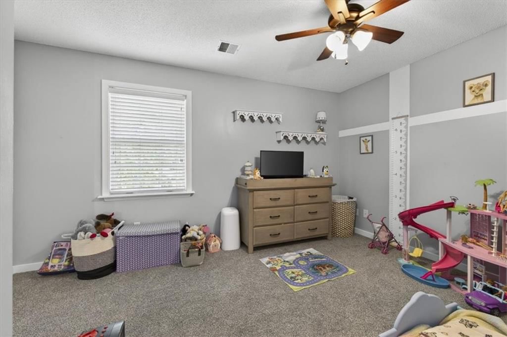 908 NE Michael Drive — photo 36