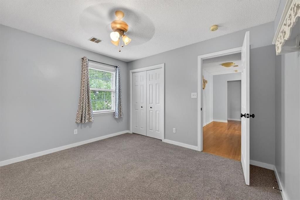 908 NE Michael Drive — photo 40